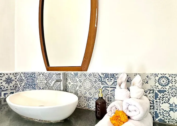Casa Sessy Legian Вилла *