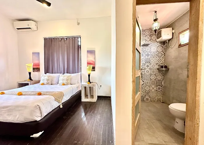 Casa Sessy Legian Villa *