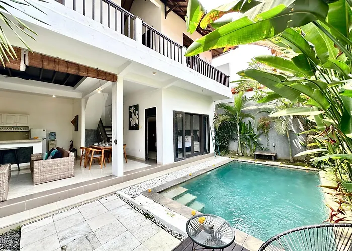Casa Sessy Legian ヴィラ